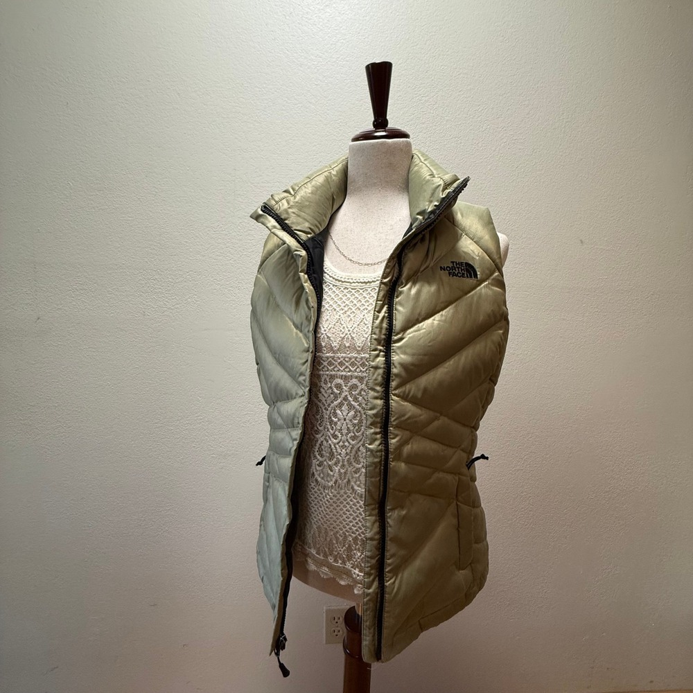 The North Face Goose‎ Down 550 Fill Insulated Puffer Vest Women Size Small